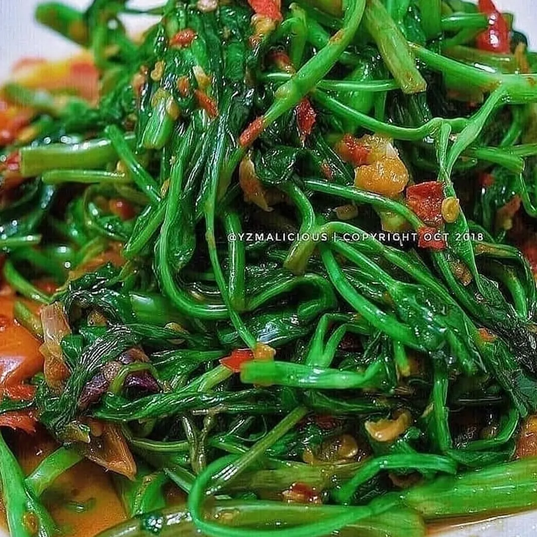 1614104468-resep-kangkung-belacan-2.webp