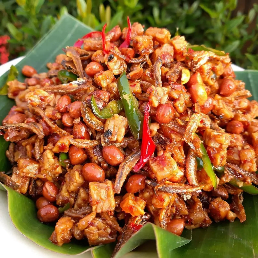 1614300353-resep-tempe-orek-teri.webp