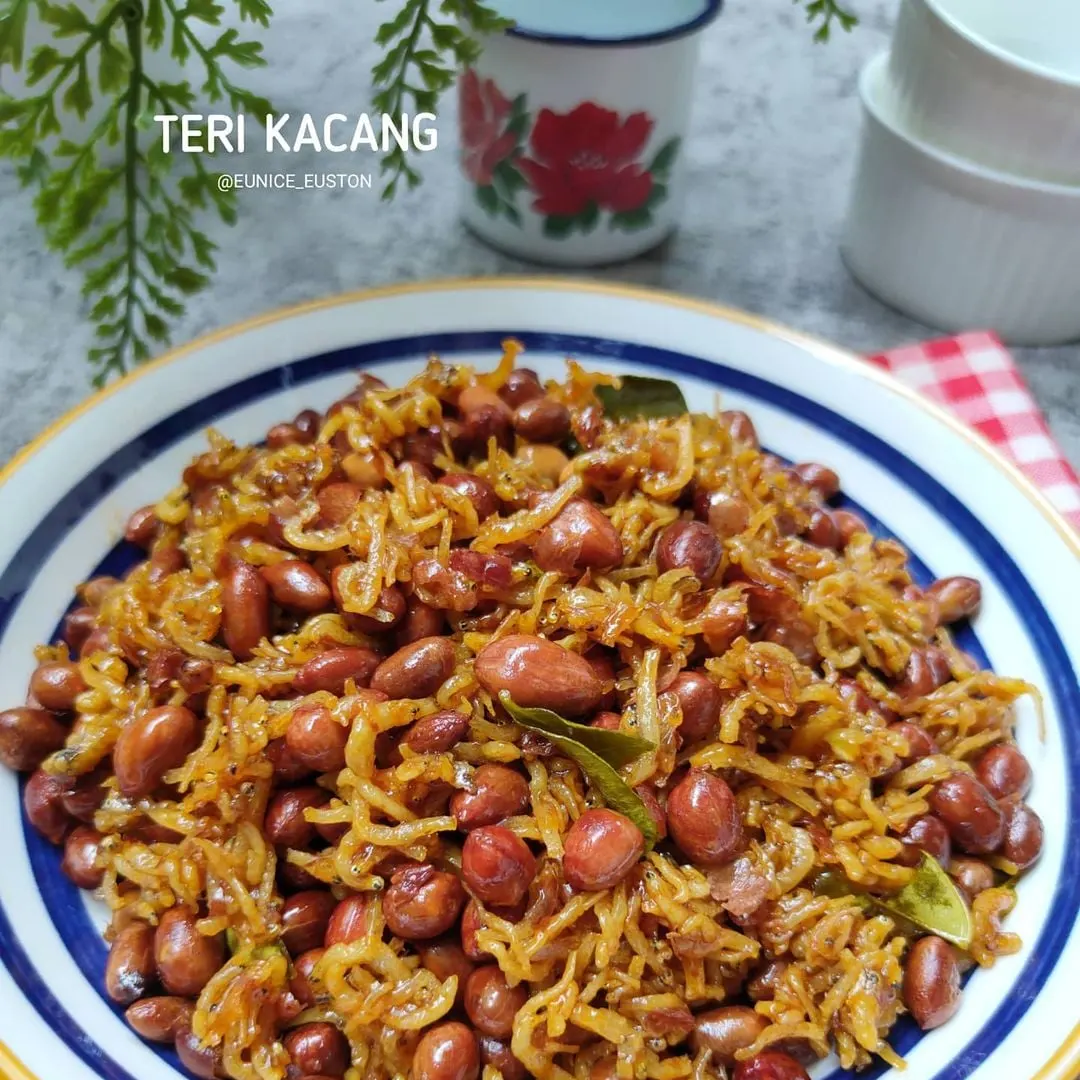 1614388389-resep-sambel-goreng-ikan-teri-kacang-3.webp